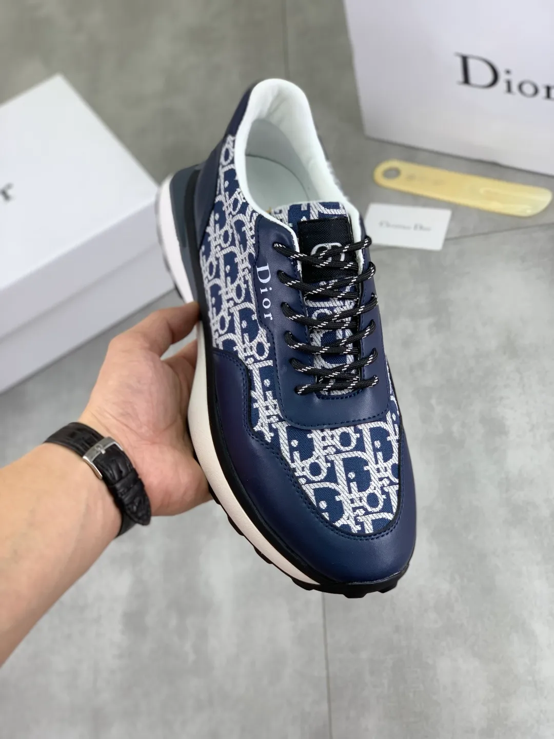 Men's Men's Shoes💰P440💰[New Style]🆘[Dior] 2025 Dior Original Lace-up Low-top Men's Shoes Classic casual shoes 🔥This model is the official classic model, with high quality and made by famous original designers. It is made of high-quality cowhide with original materials➕Comfortable and breathable mesh lining➕Pigskin insole. The perfect last shape and generous and fashionable design have attracted many consumers. Suitable for drivers to drive🚗. What you want is the highest quality in the market. Color: 3️⃣Color code number: 38--44 (45 customized)